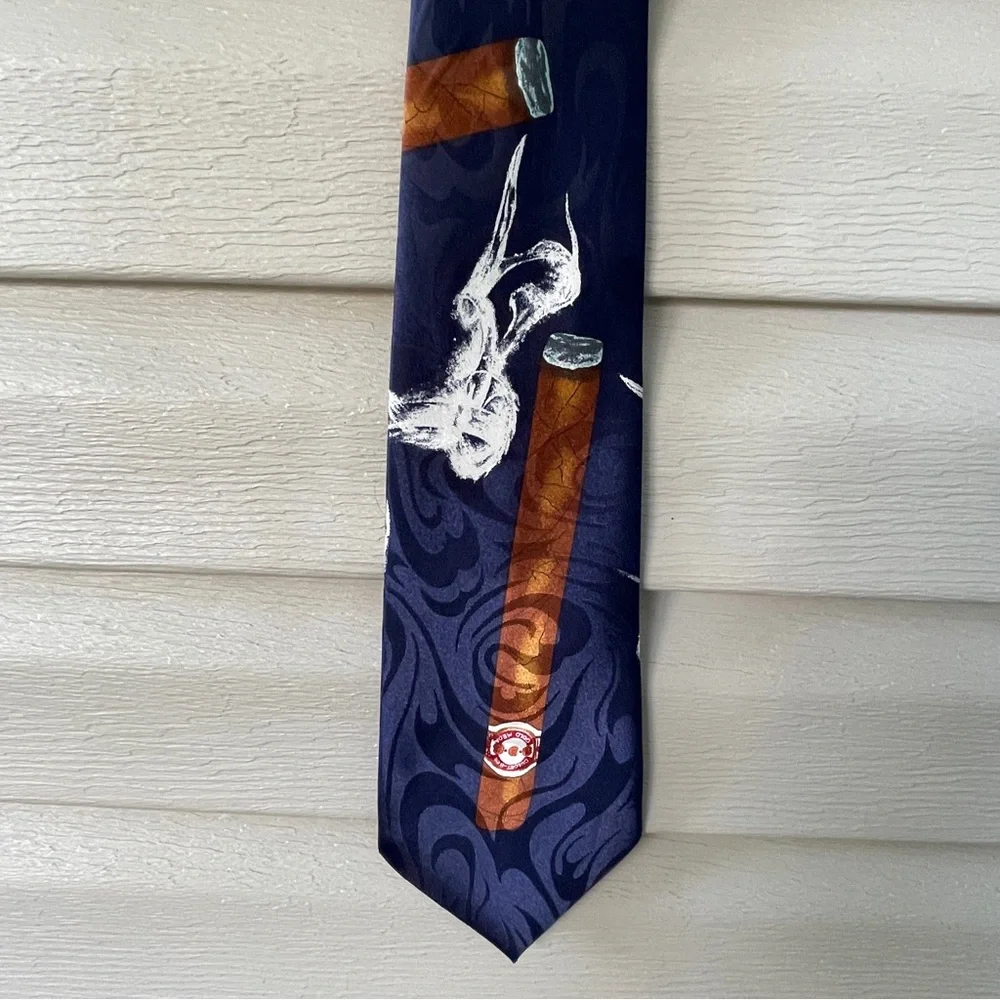 Fratello Cigar & Smoke Themed Tie